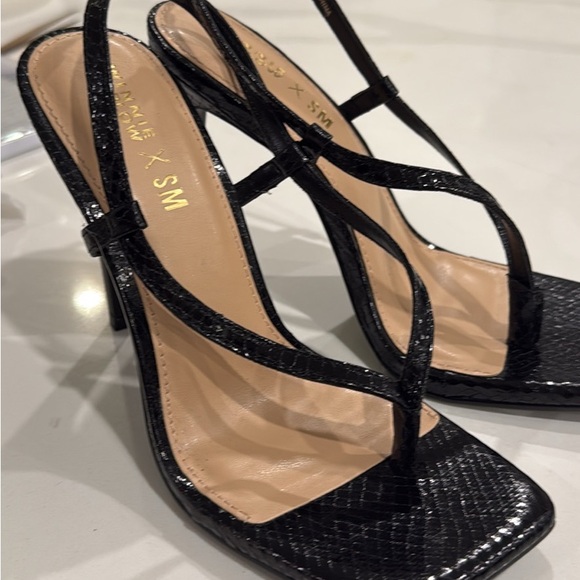 Brand new never worn! Just not my style! - Picture 2 of 2